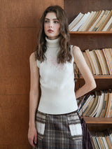 Poise Turtleneck Vest