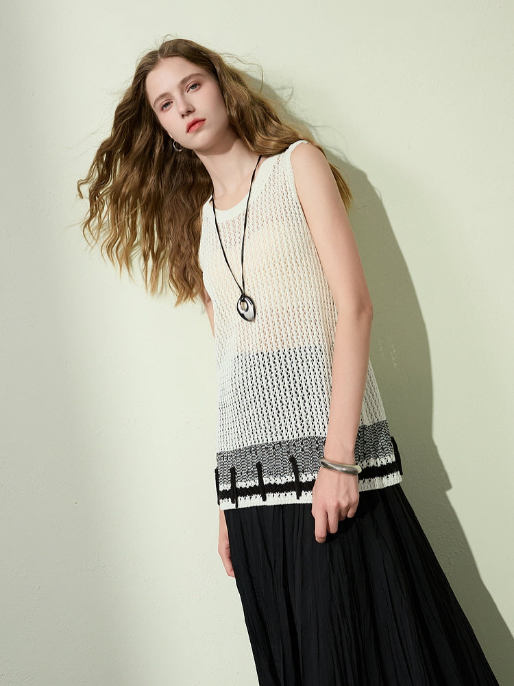 Monochrome Edge Knit Tank