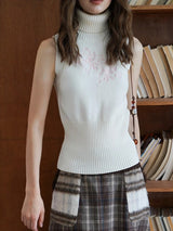 Poise Turtleneck Vest